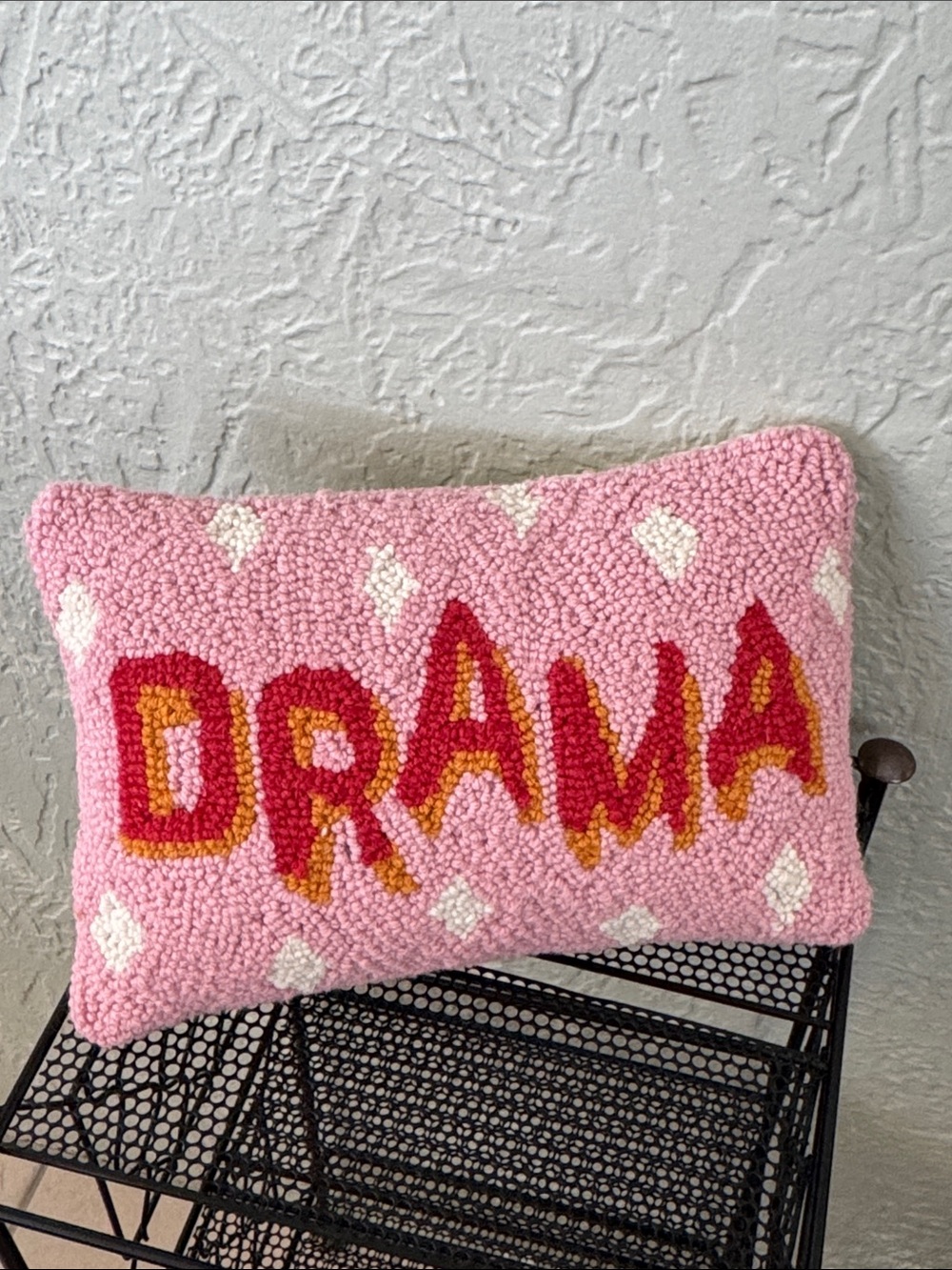 Peking Handicraft DRAMA Pillow with 100% Wool Hooked Front 12" X 8"